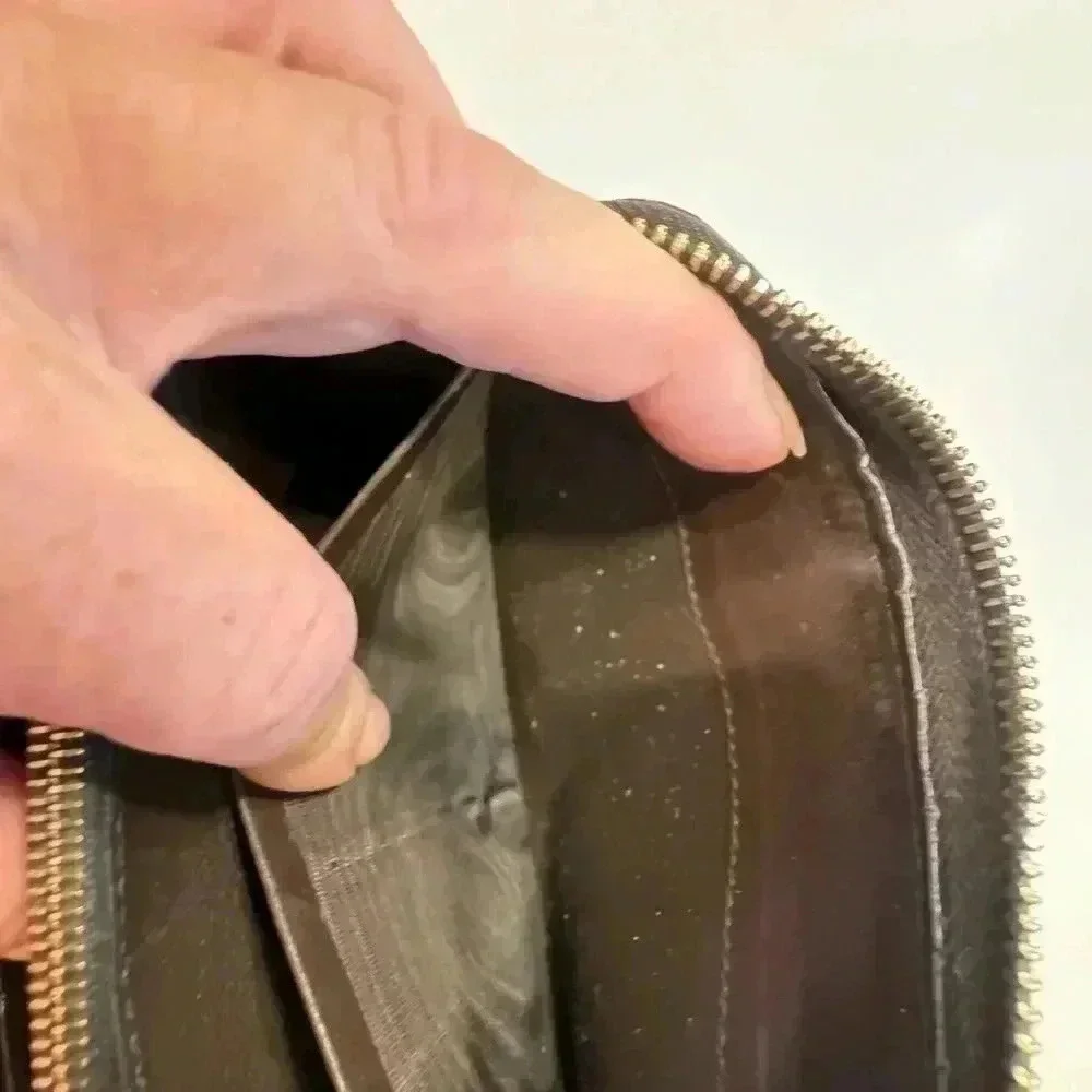 Bottega Veneta Intrecciato lamb skin brown zip around wallet